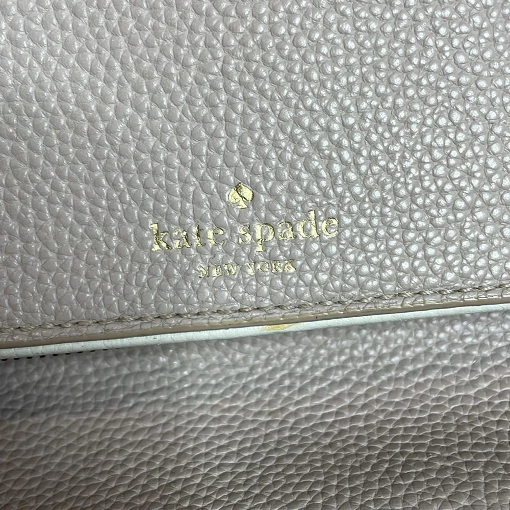 Kate Spade | Pebbled Leather Crossbody Handbag
